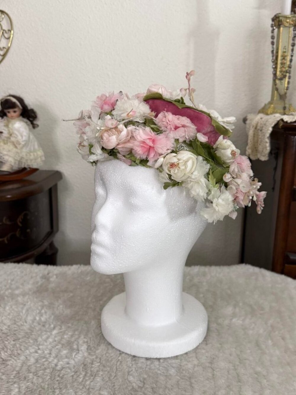 True vintage 1950’s whimsical garden fairy floral hat with pink velvet ribbon
